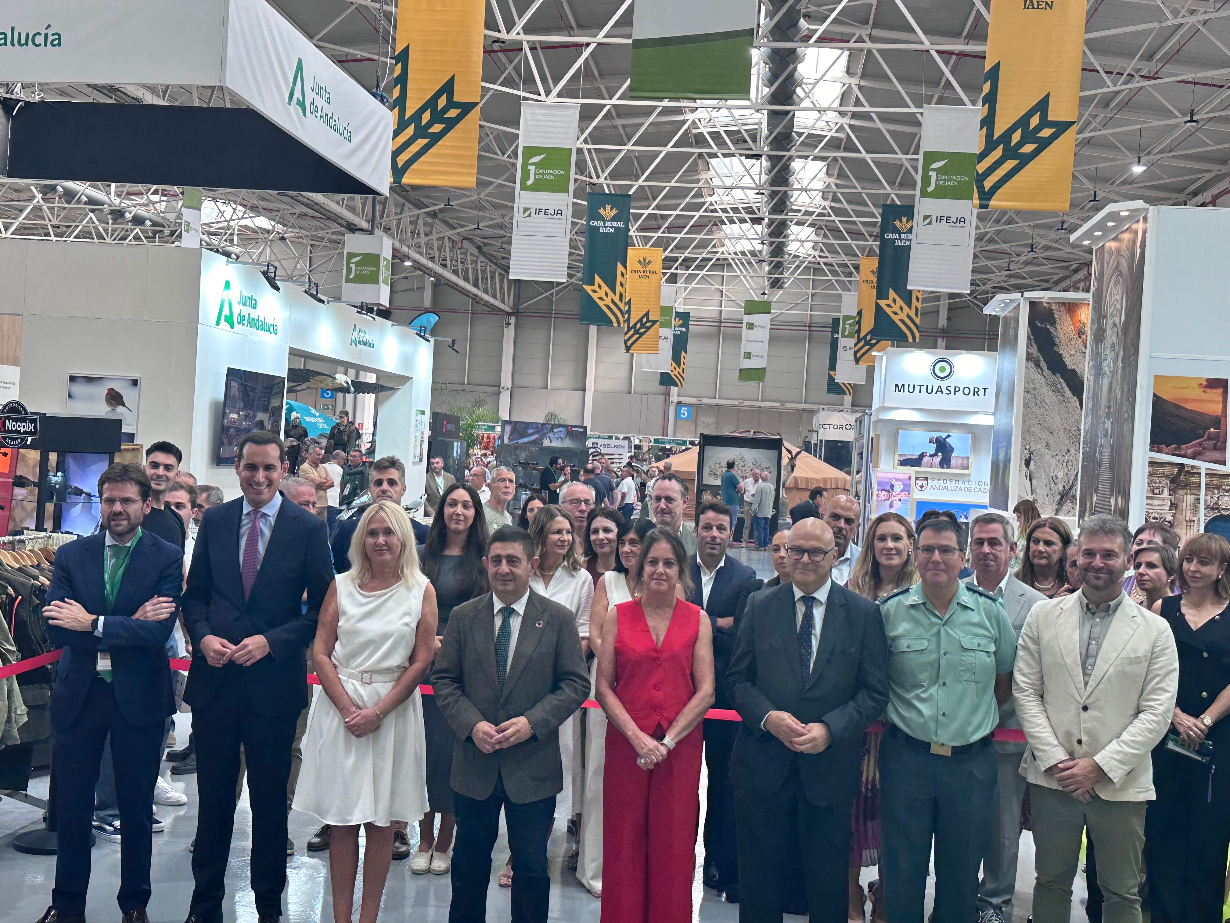 Ibercaza abre su 17ª edición destacando el peso económico y social de la caza en la provincia de Jaén