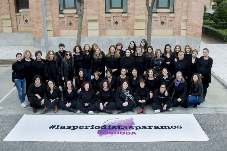 Las profesionales cordobesas, con el 8M.