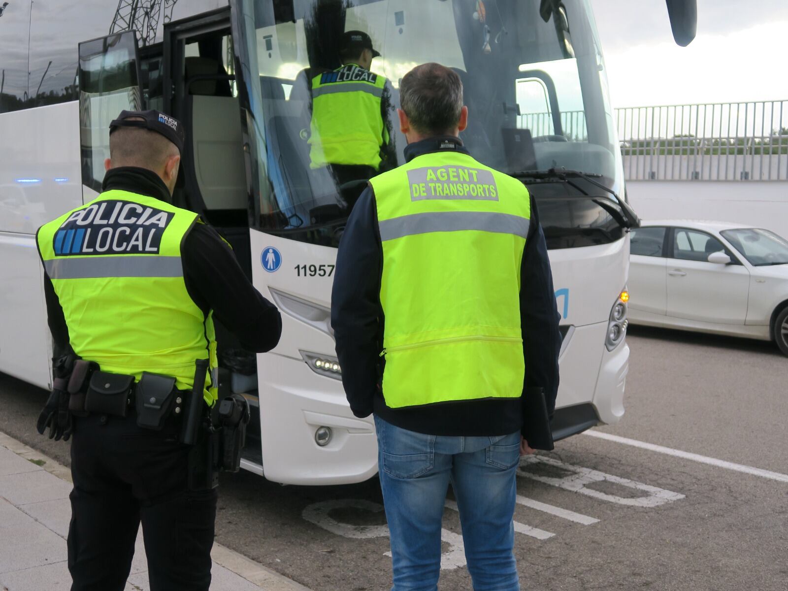 Control transporte escolar en Sant Antoni (Ayuntamiento)