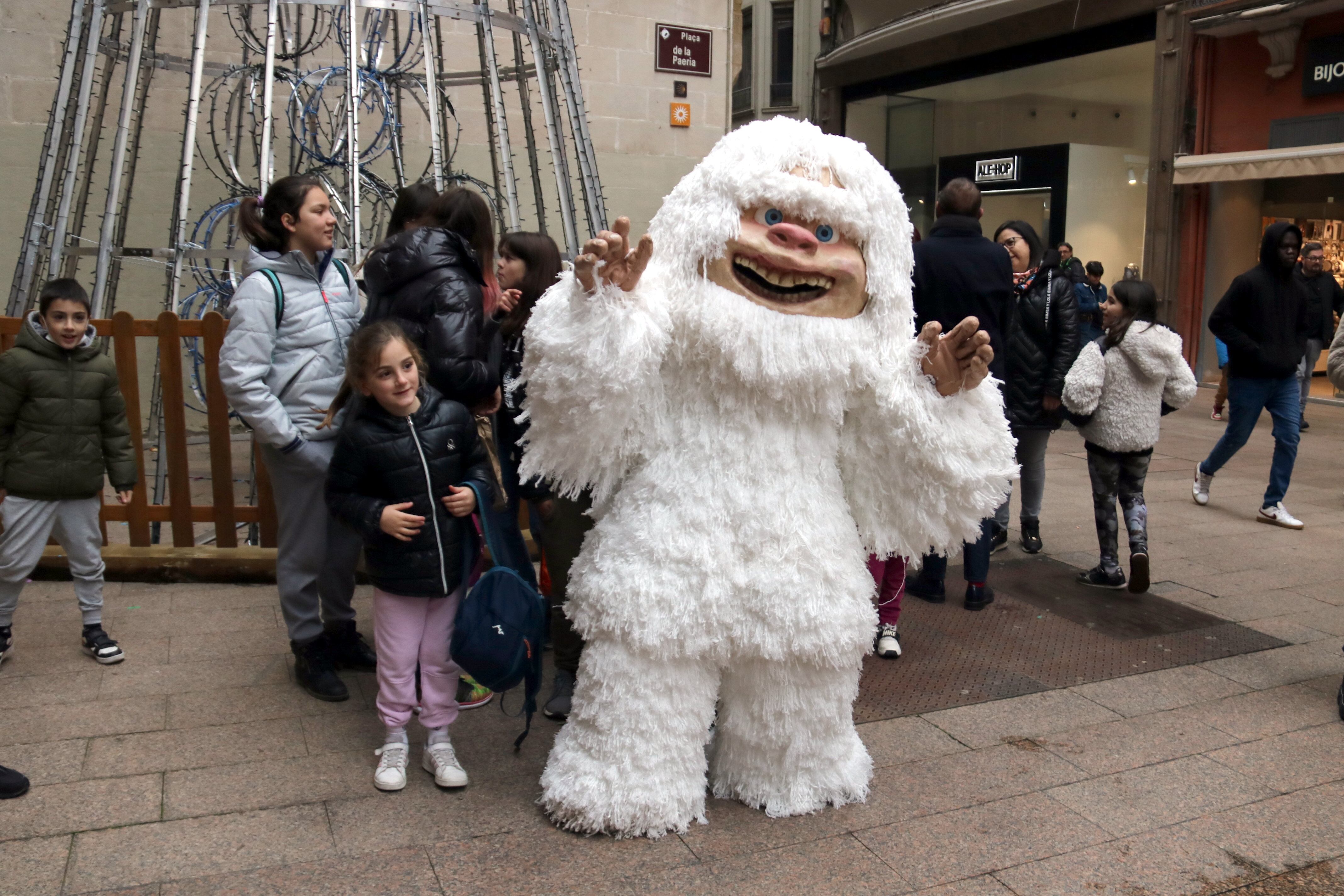 Un dels ietis que participaran en l'espectacle que obrirà la Cavalcada de Reis d'aquest 2023 a Lleida. Un espectacle que porta la firma de Campi Qui Pugui. Foto: ACN.