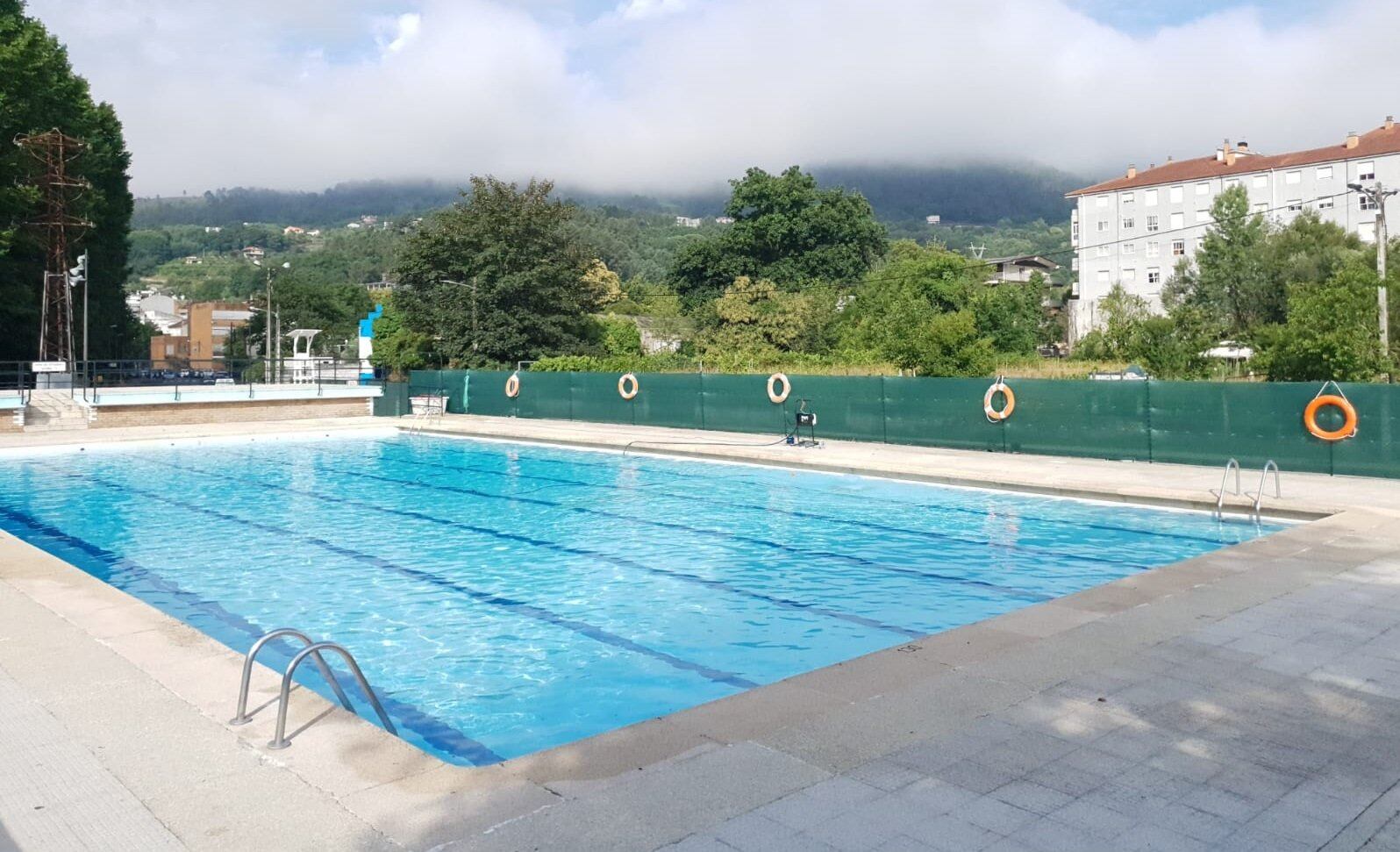 La piscina de Ribadavia ya está abierta al público