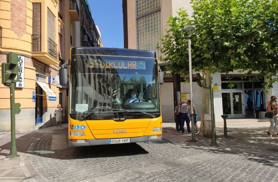 La empresa Autobuses Castillo irá a los tribunales contra el Ayuntamiento de Jaén