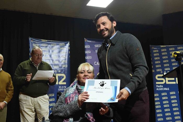 Rodríguez Ros en un acto de Navidad con Amor