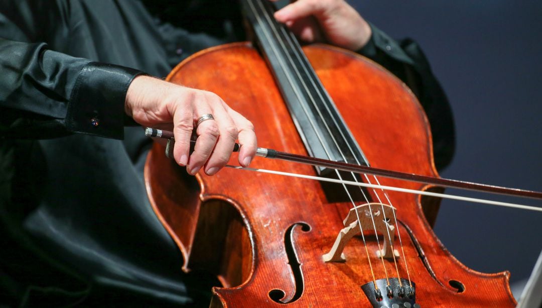 El violonchelo, además de otros seis instrumentos más, pueden ser estudiados en el nuevo curso del Conservatorio de Baeza