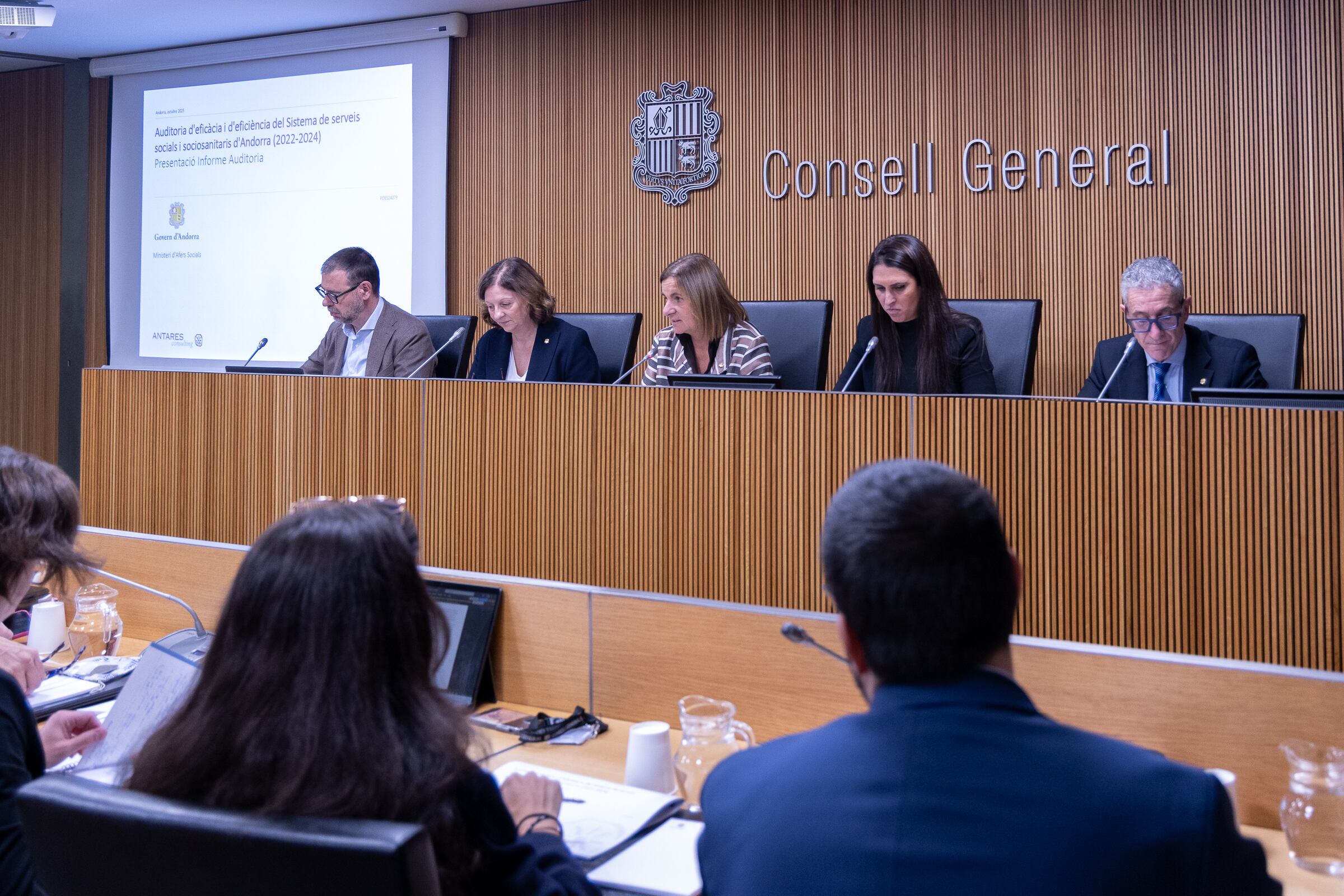 Compareixença, a iniciativa pròpia, de la ministra d’Afers Socials, Trinitat Marín, per presentar l’auditoria d’eficàcia i eficiència del sistema de serveis socials i sociosanitari