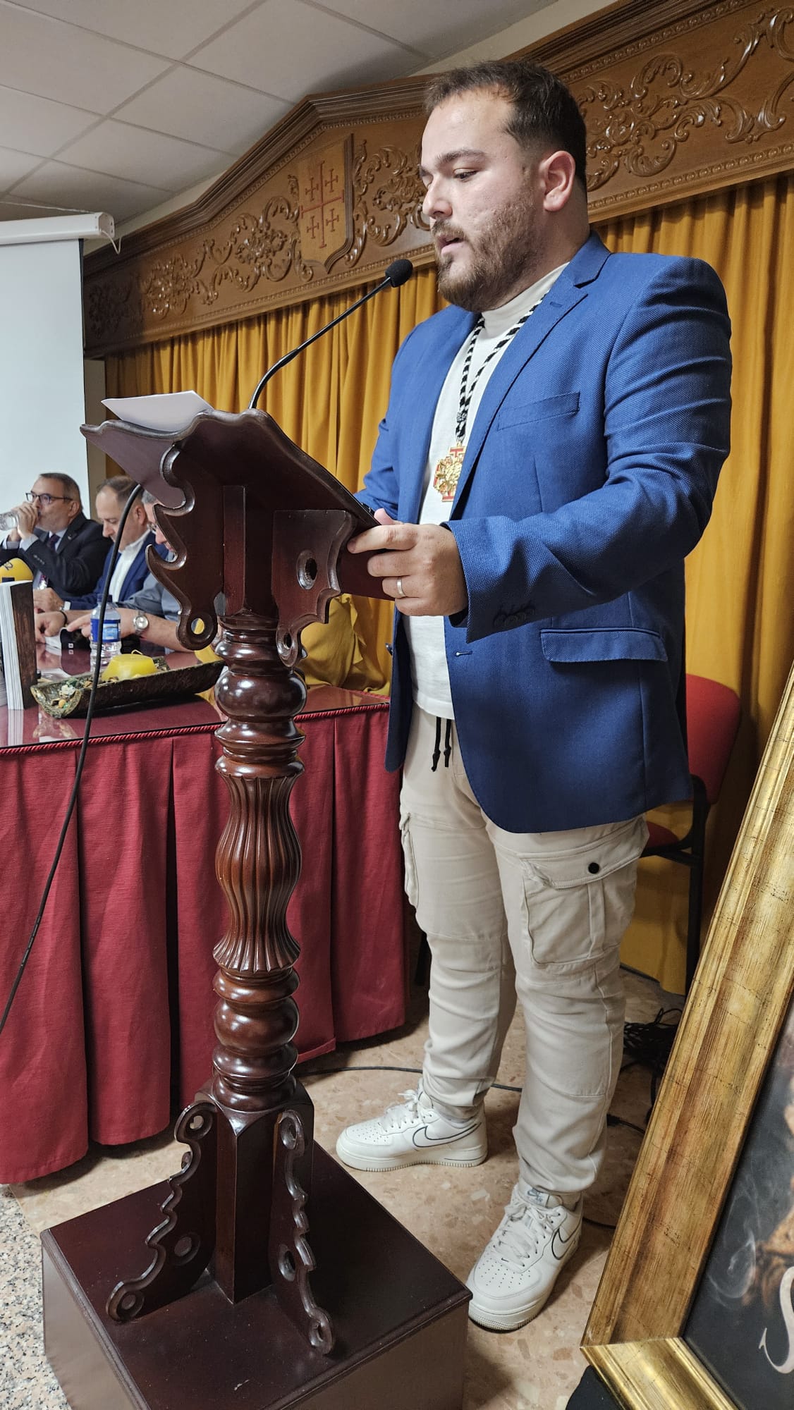 Juan Jesús Vargas, presentador del acto del libro sobre la historia del Santo Entierro