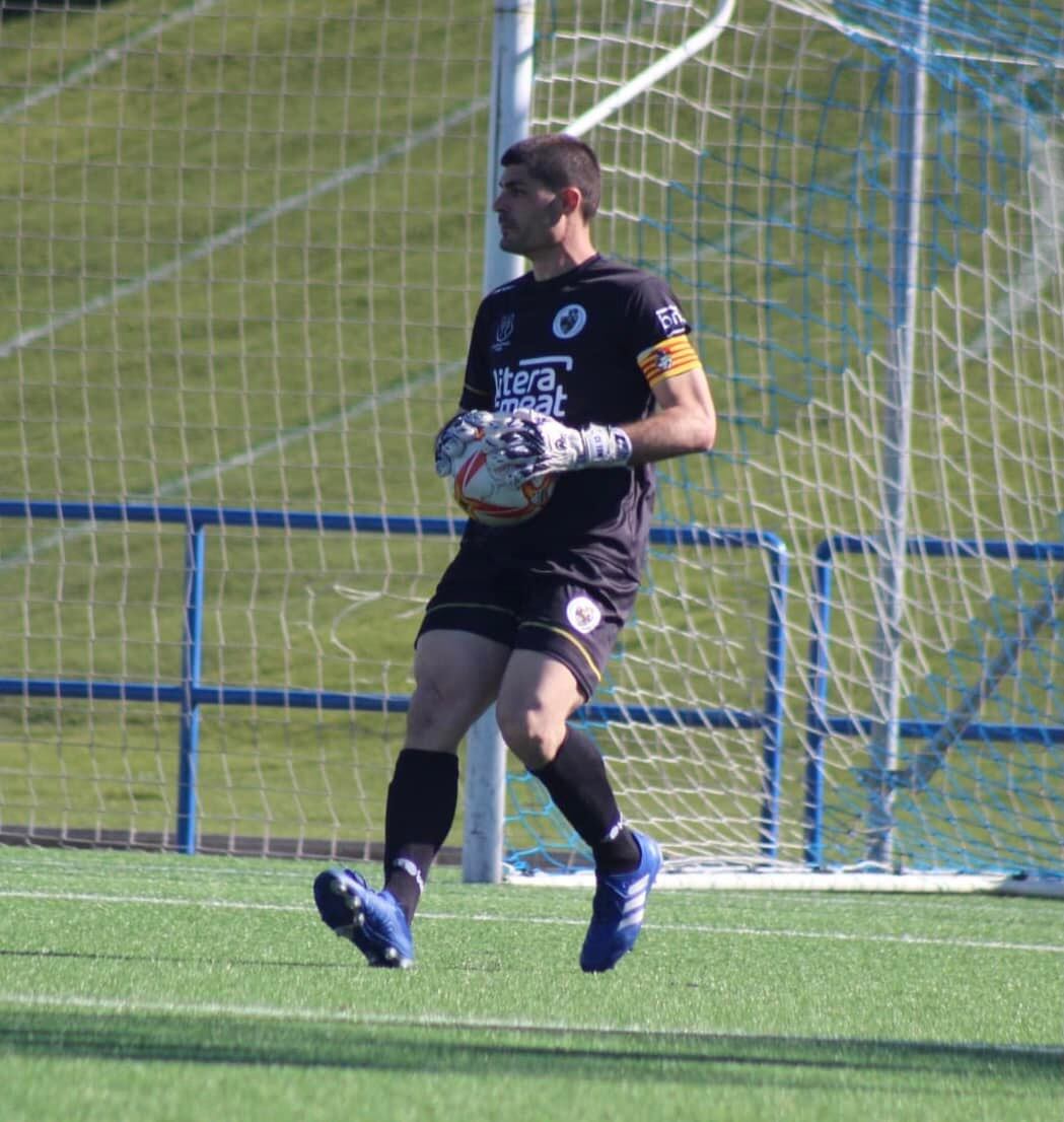 Nelsón Ballarín concluye su etapa en el C.D. Binéfar tras más de 20 años en el club. / Foto cedida por el Club Deportivo Binéfar.