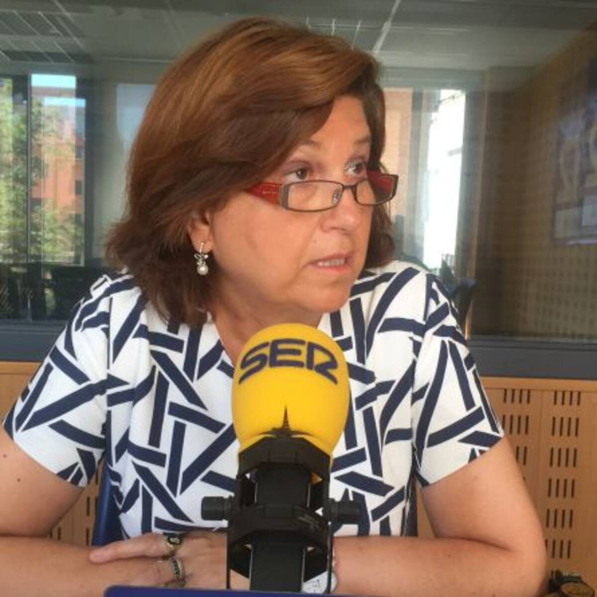 La concejala de Educación vincula los ataques al colegio María Teresa Íñigo de Toro con el discurso de partidos como Vox