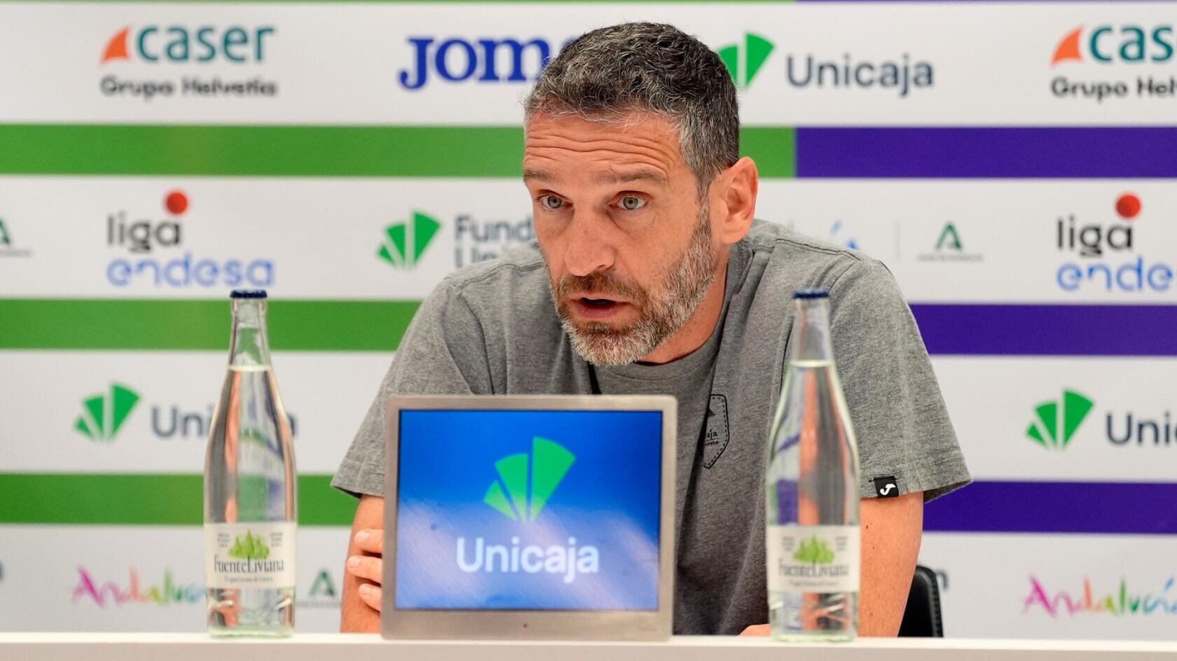 Ibon Navarro, en la sala de prensa del Martín Carpena