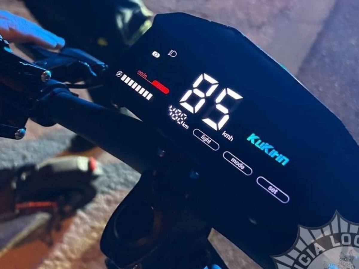 Una menor herida tras sufrir un accidente con un patinete eléctrico que alcanzaba hasta 85 km/h en Oropesa