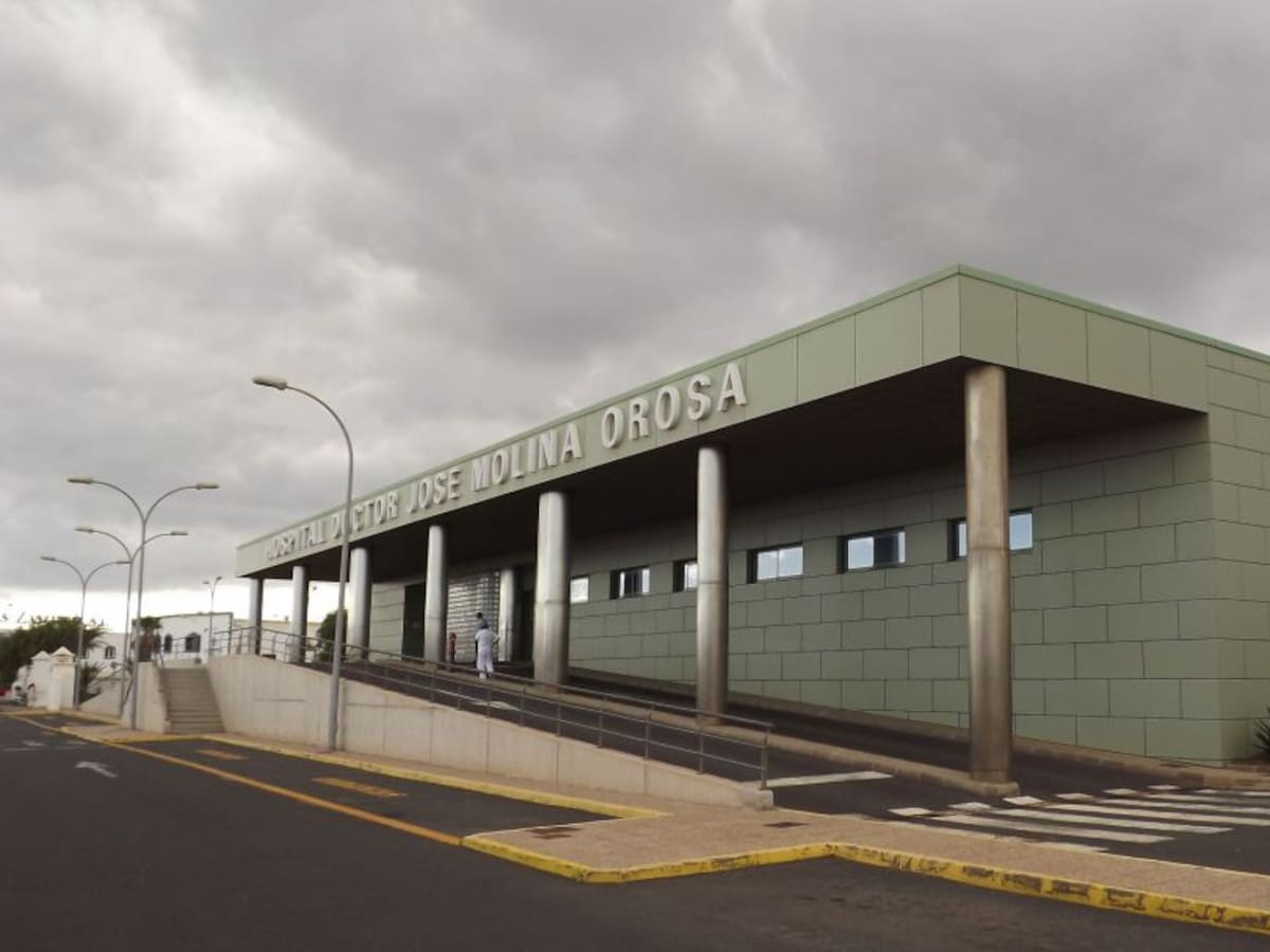 El Hospital Doctor José Molina Orosa incorpora la cirugía cardiovascular a su catálogo de especialidades