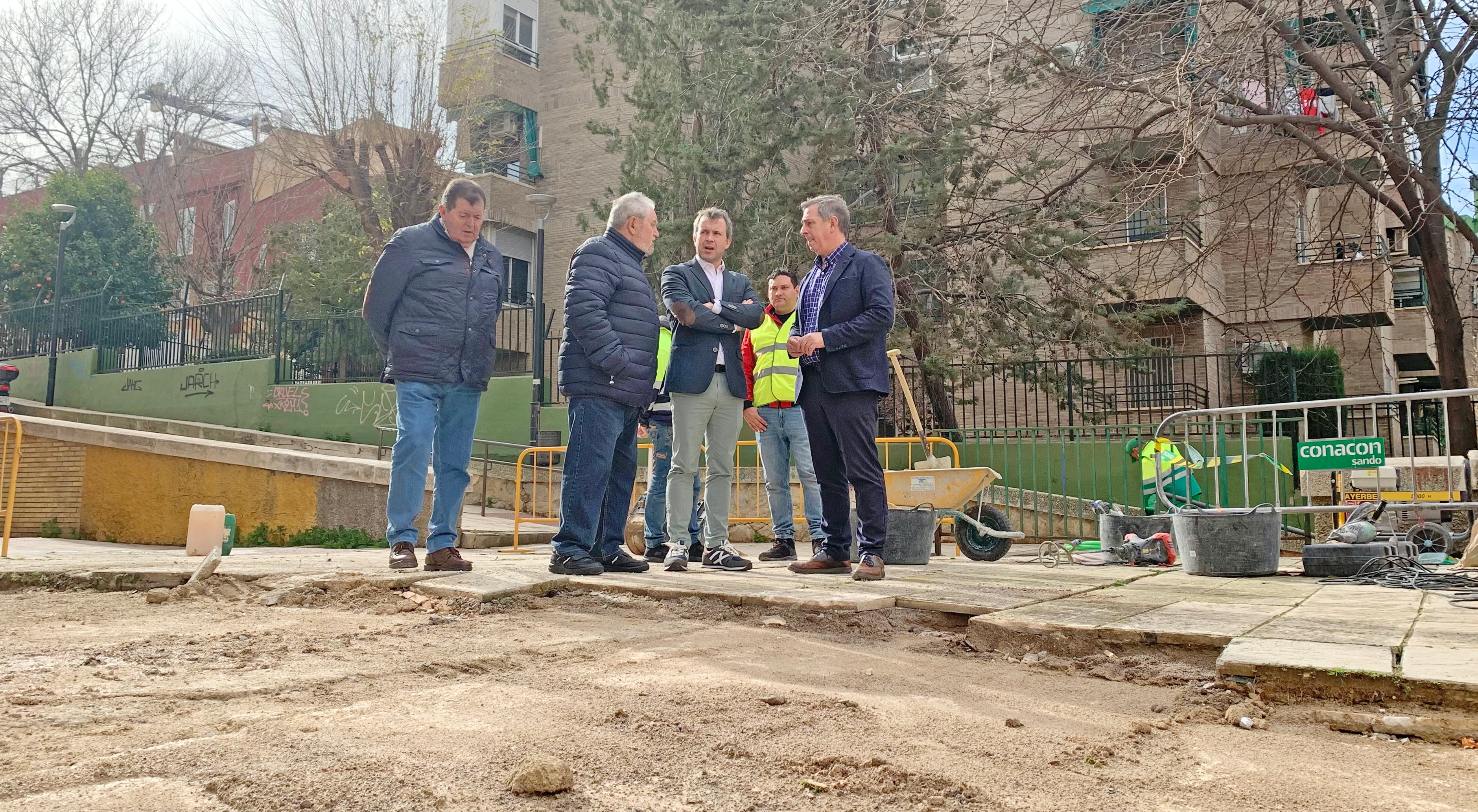 Julio Millán, Javier Padormo y Cristóbal Martínez en la visita a las obras