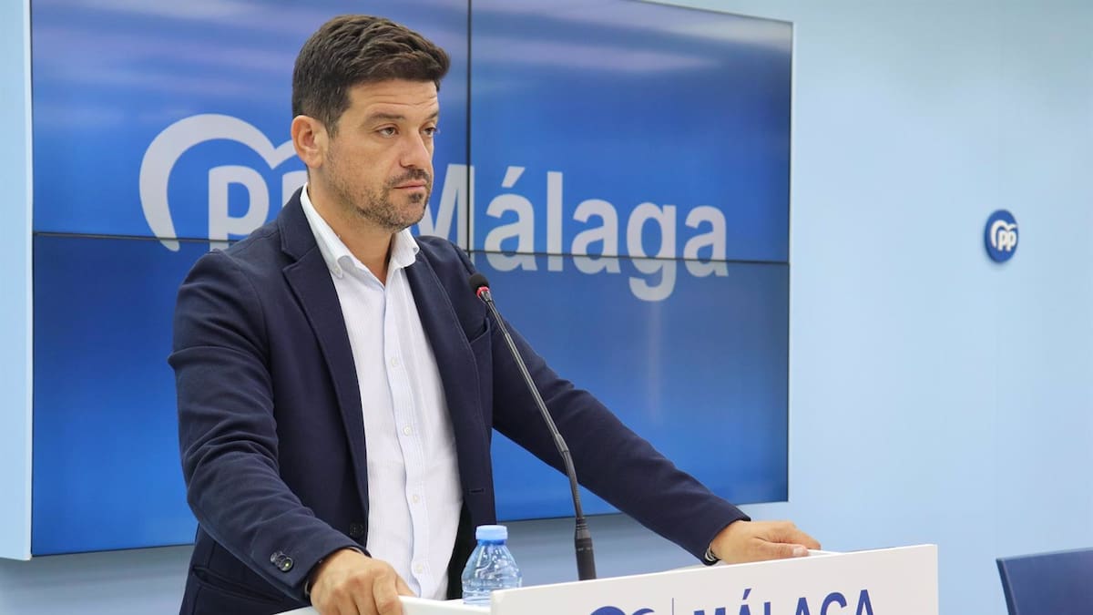 "Han venido con las manos vacías" C Ortega, coordinador PP Málaga