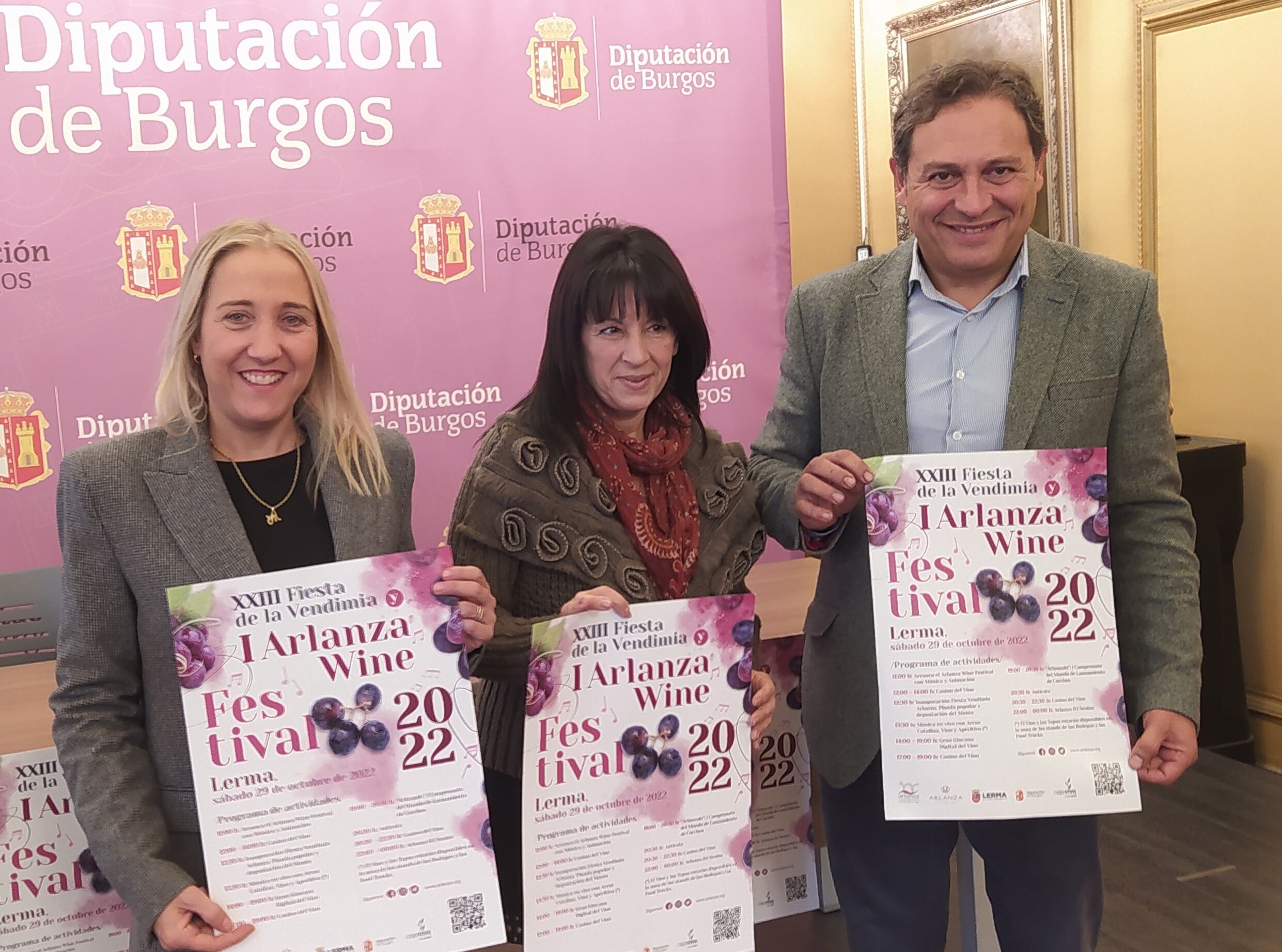 La alcaldesa de Lerma, Maribel Sancho (izda), la diputada Inmaculada Sierra y el presidente de la DO Arlanza, Ramiro García