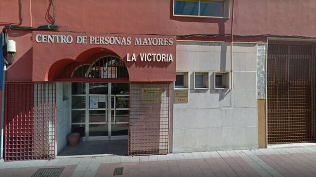 El centro de mayores está ubicado en la calle San Sebastián