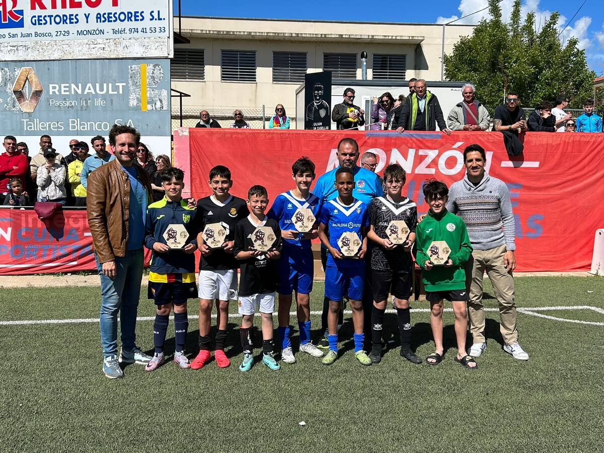 El Oliver y la Fundación Badalona se llevan el Torneo Alevín F7 Templario-Ciudad de Monzón