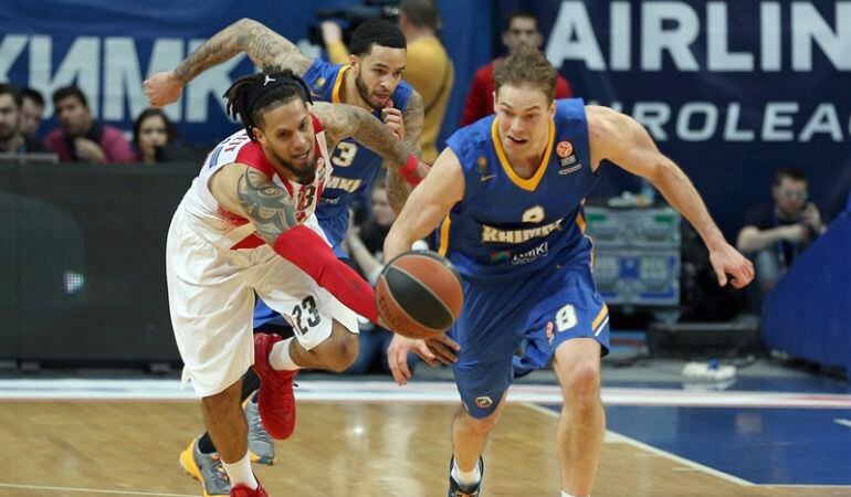 La victoria del Khimki ante Olympiacos clasificó directamente al Baskonia.