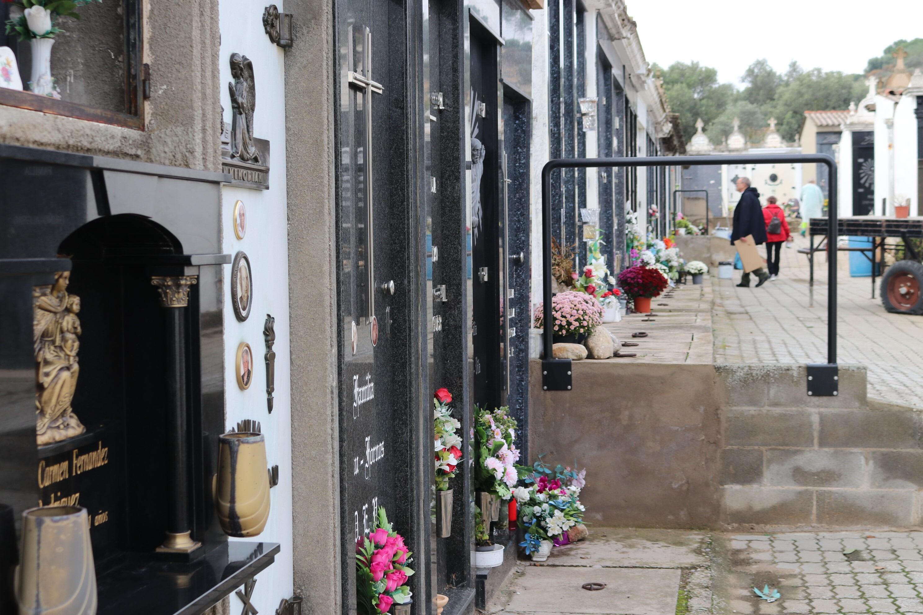 El Ayuntamiento de Mequinenza ha realizado varias mejoras en el cementerio municipal