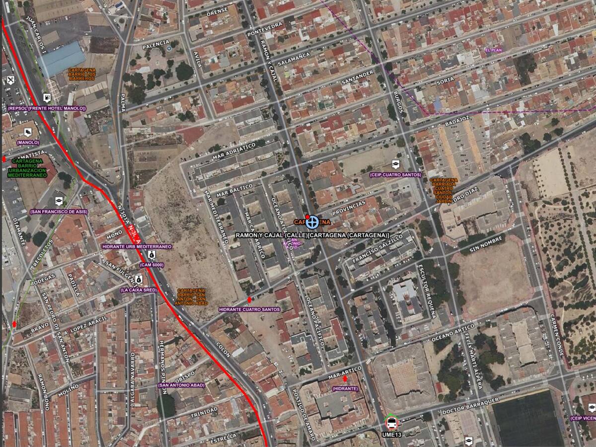 Tres heridos en un accidente de tráfico en la calle Ramón y Cajal de Cartagena