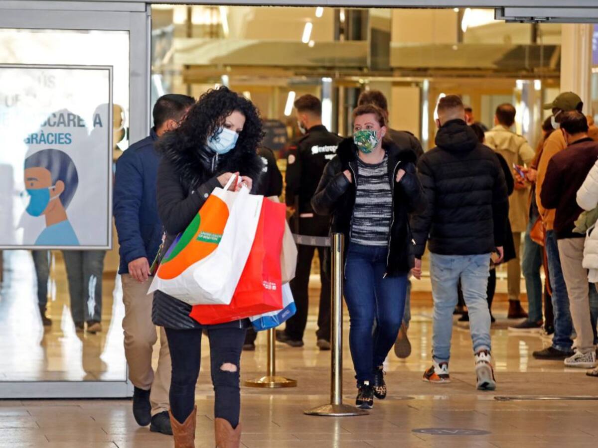 Comercio, mercados, deporte, bodas y velatorios
