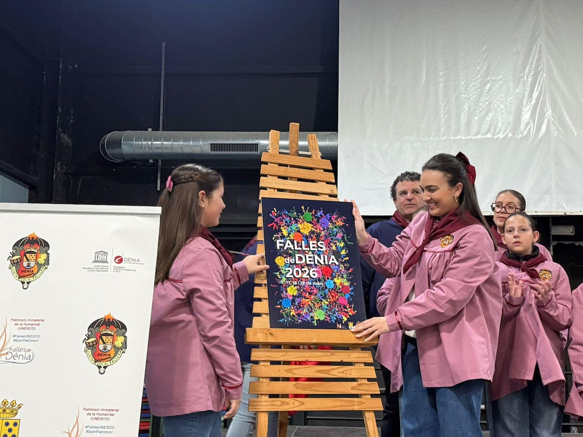 Dénia presenta el cartel oficial de las Fallas 2026, creado por la asociación Cerebrum
