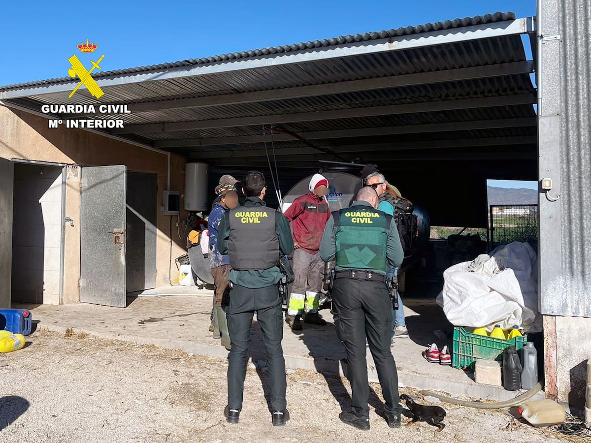 Investigadas dos personas en Lorca y Puerto Lumbreras por explotación laboral en instalaciones ganaderas