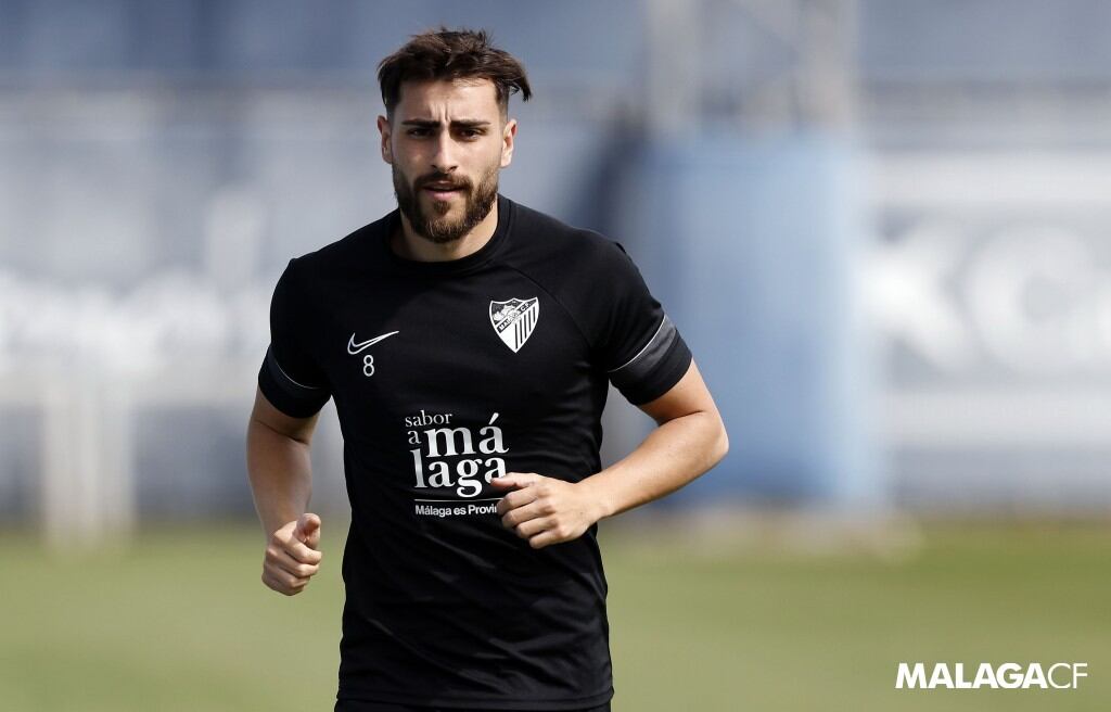 Luis Muñoz, realizando carrera continua en un entrenamiento del Málaga