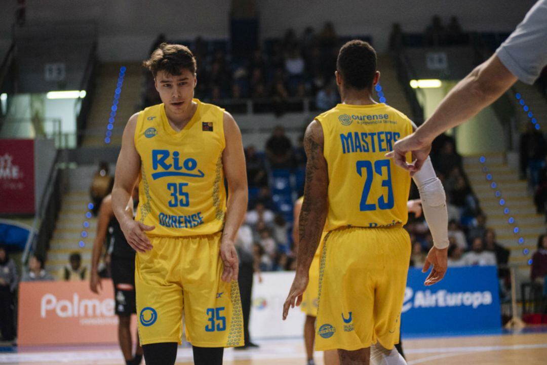 Gran trabajo del Club Ourense Baloncesto en la cancha de la Palma, sin recompensa en el marcador.