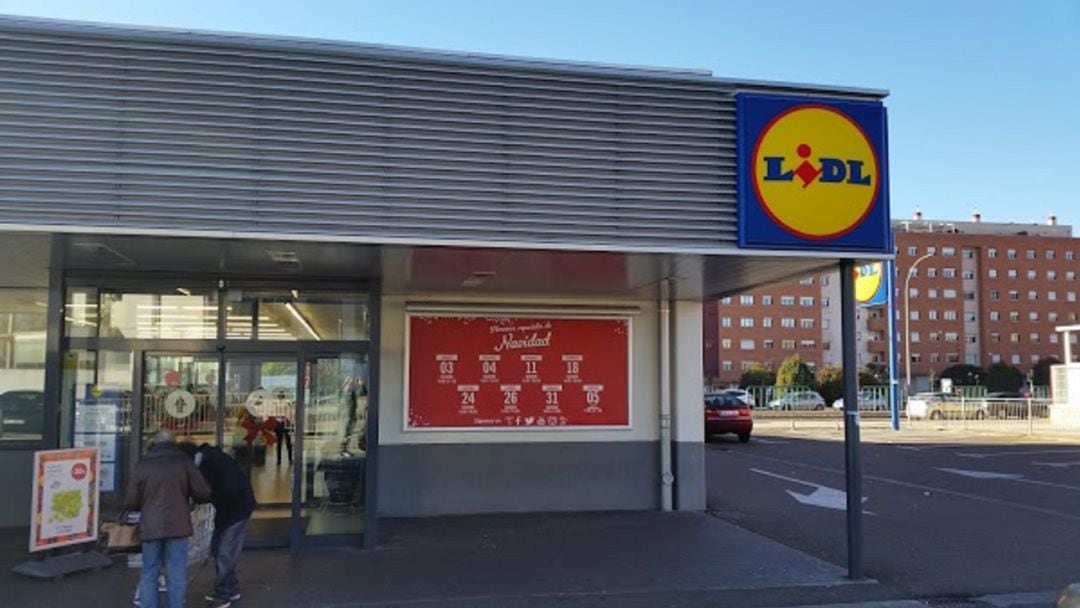 Antiguas instalaciones de Lidl que se convertirán en un supermercado Lupa en Palencia