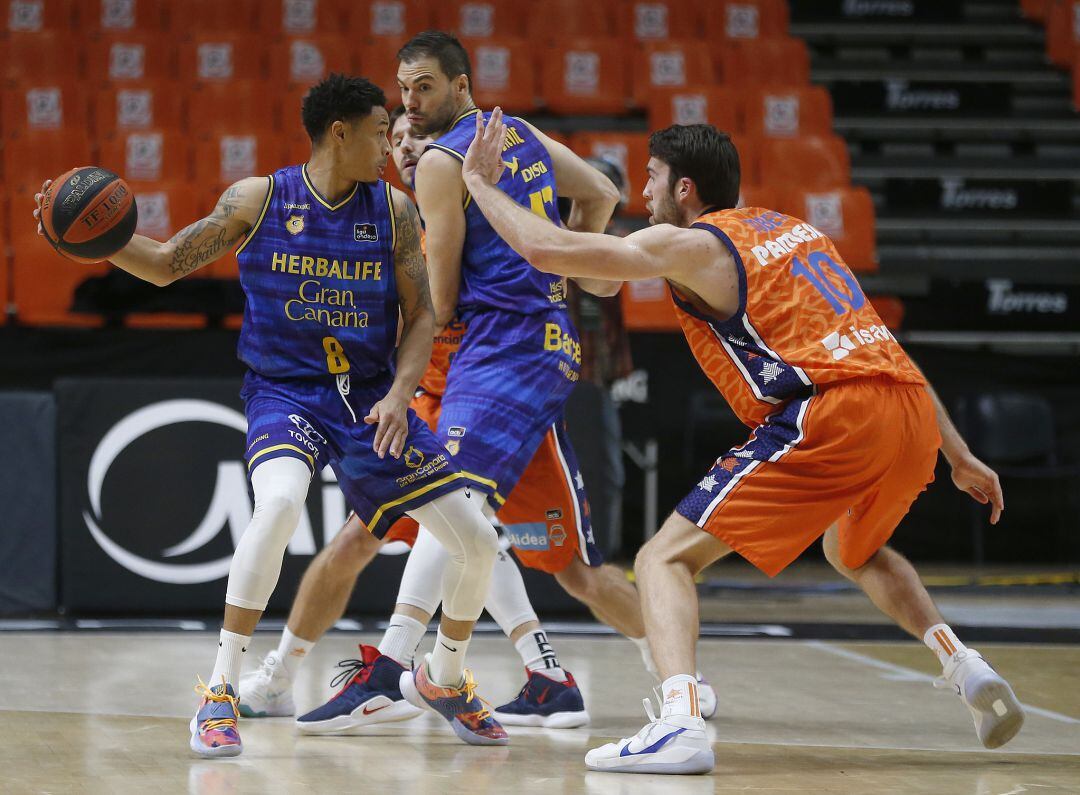 Partido del Gran Canaria en Valencia