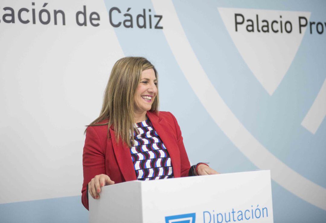 La presidenta de la Diputación de Cádiz, Irene García, anuncia los reconocimientos con motivo del día de la provincia
