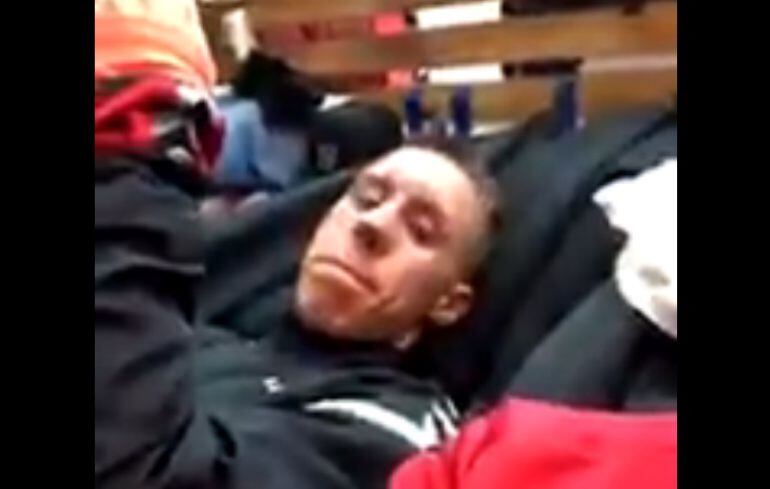 Fotograma del vídeo en el que Pino insulta al club.