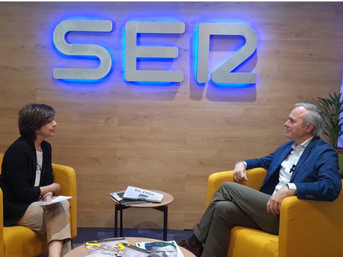 Jorge Azcón: "Continuaré pateándome las calles escuchando a la gente y solucionando problemas"