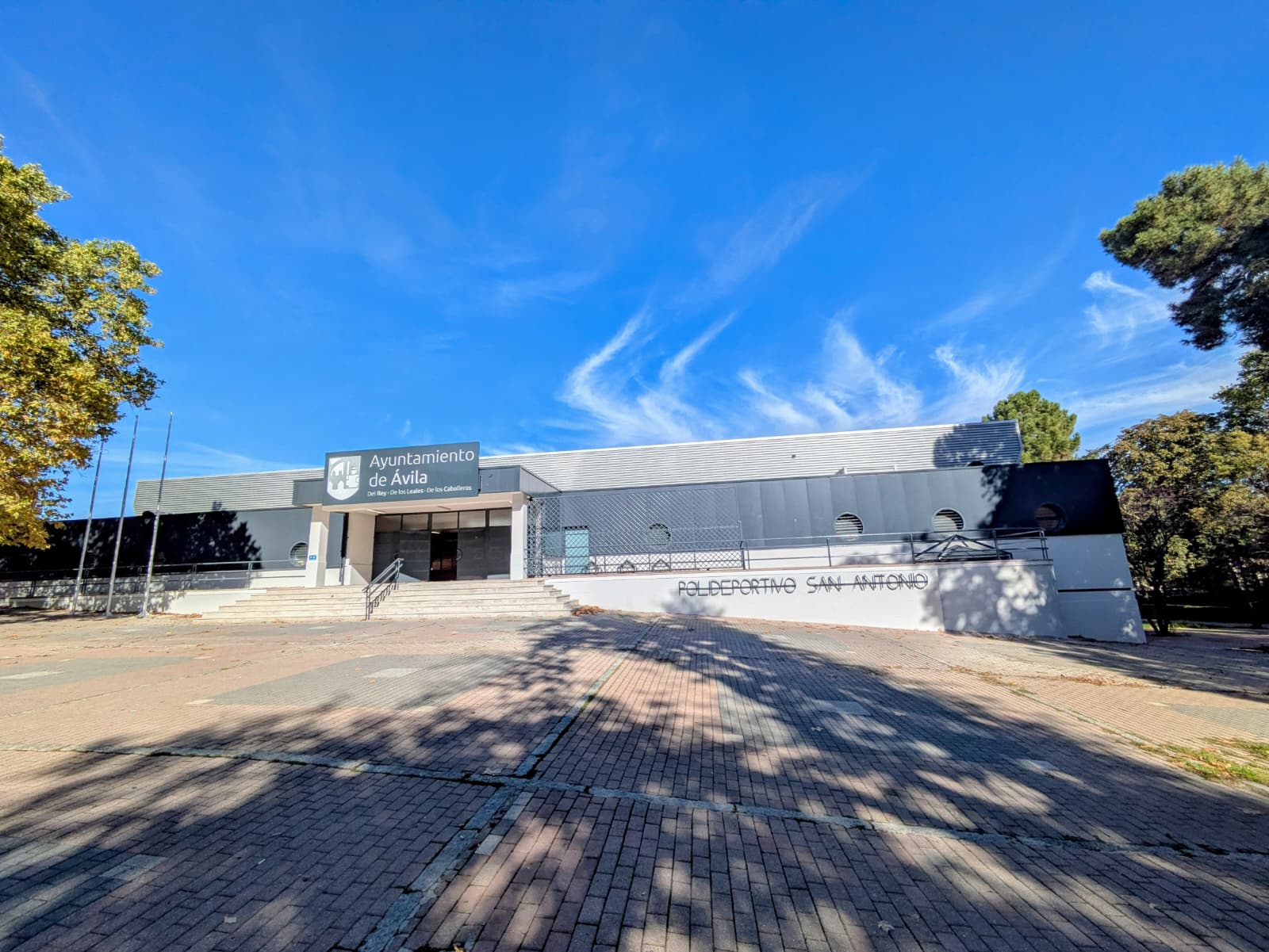 Pabellón polideportivo de San Antonio./Ser Ávila