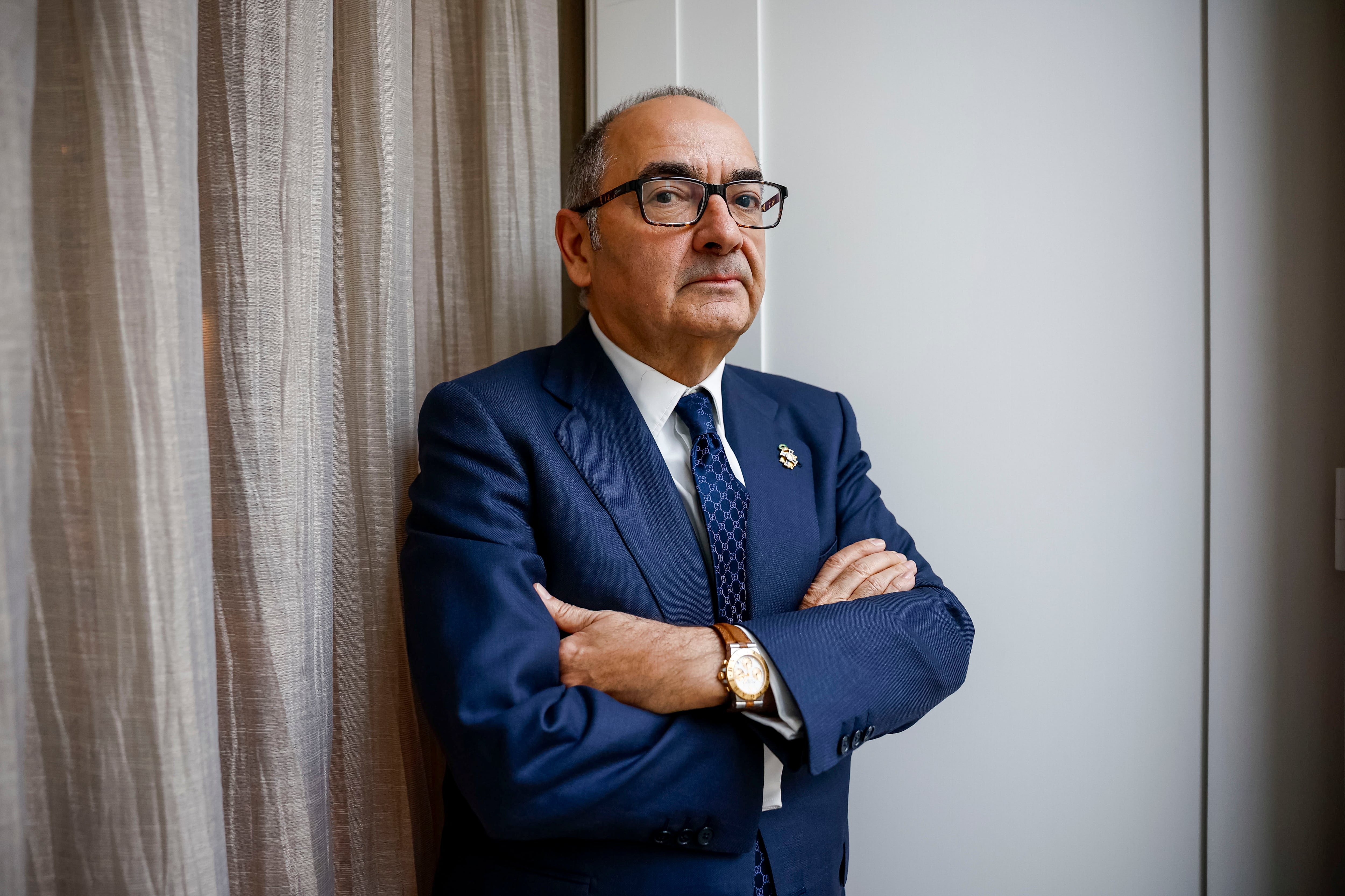 El presidente del Spain Investors Day (SID), Benito Berceruelo, durante una entrevista con EFE en la que afirma que cree que a los inversores no les preocupa tanto el "clima político" en España sino otros aspectos como el repunte del absentismo laboral o la excesiva burocracia que pueden afectar directamente a su cuenta de resultados. 