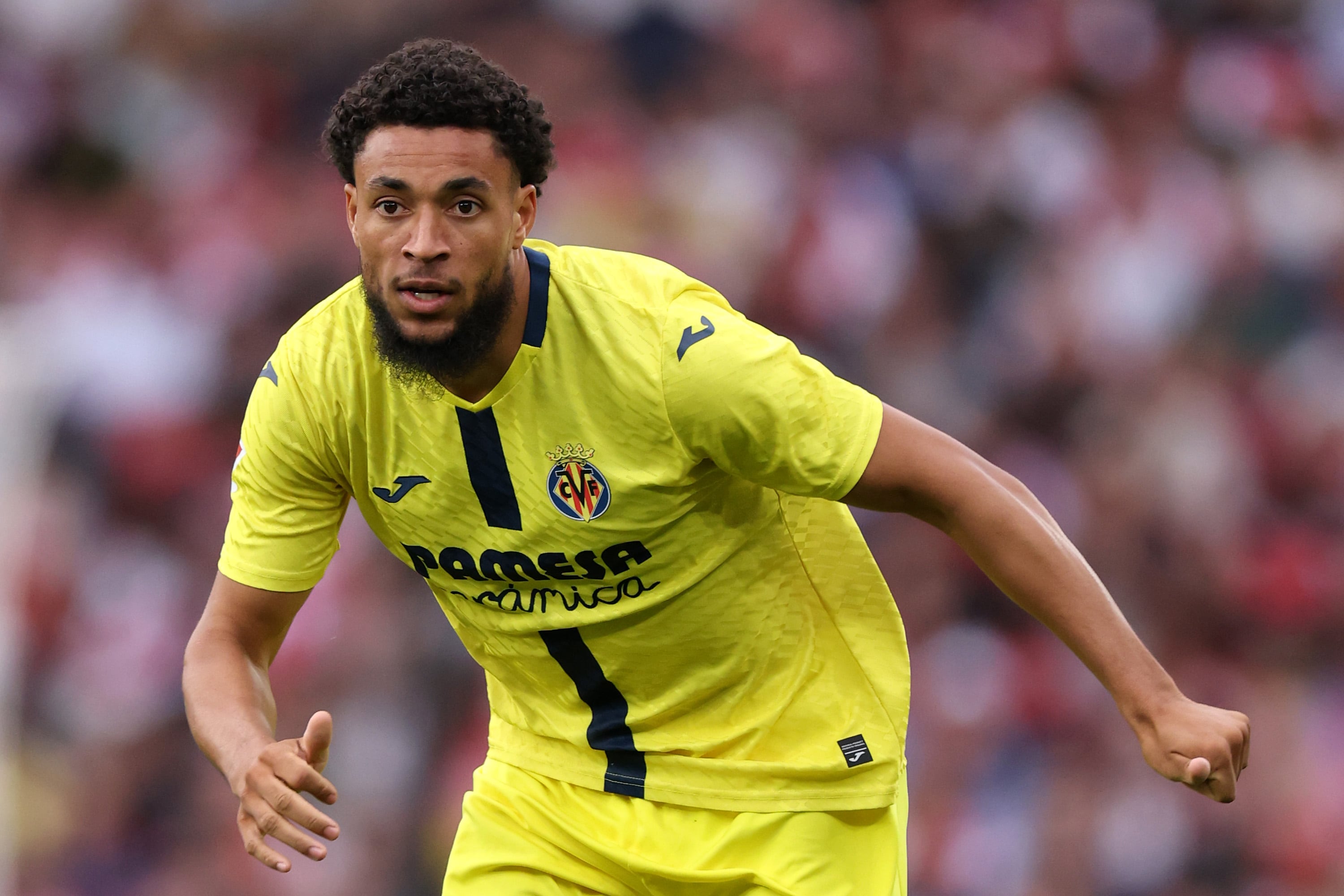 Arnaut Danjuma disputa la pretemporada 2025 con el Villarreal CF