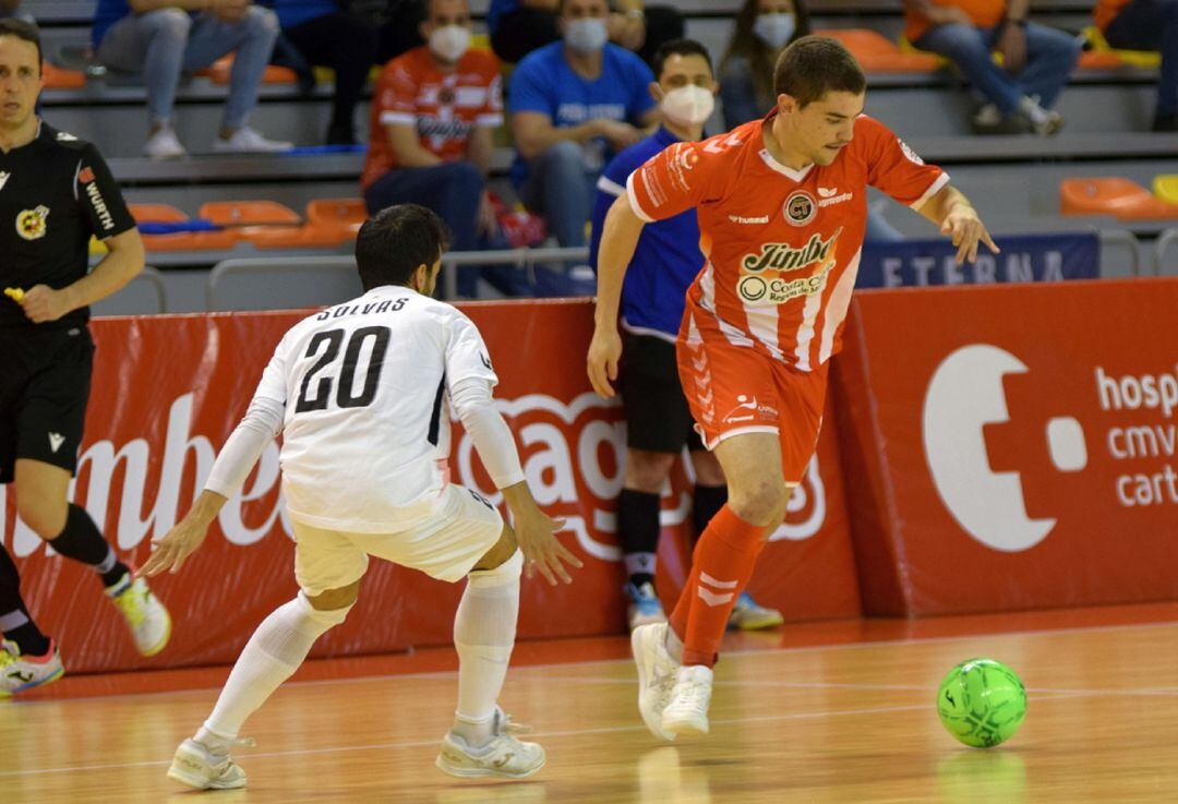 Mellado con el balón