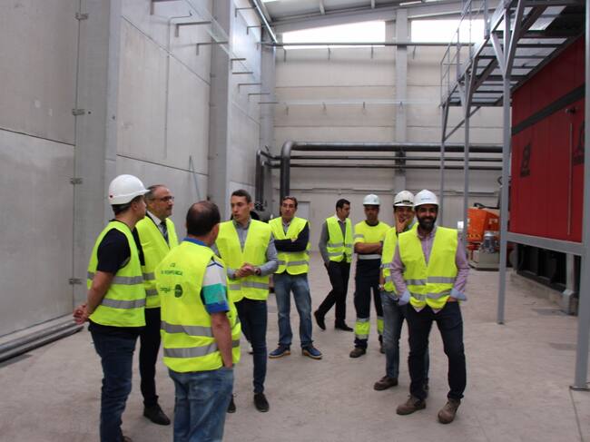 El alcalde pidió en 2019 el cumplimiento riguroso de los estándares exigibles en cuanto a la calidad ambiental como consecuencia de la generación de emisiones y residuos.