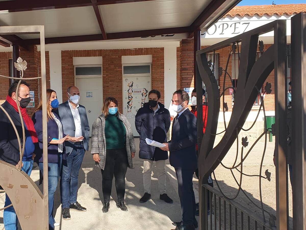 El Gobierno regional invierte más de 6,7 millones de euros en centros educativos de Talavera