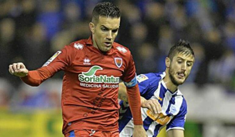 El Numancia se llevó los tres puntos de Mendizorroza.