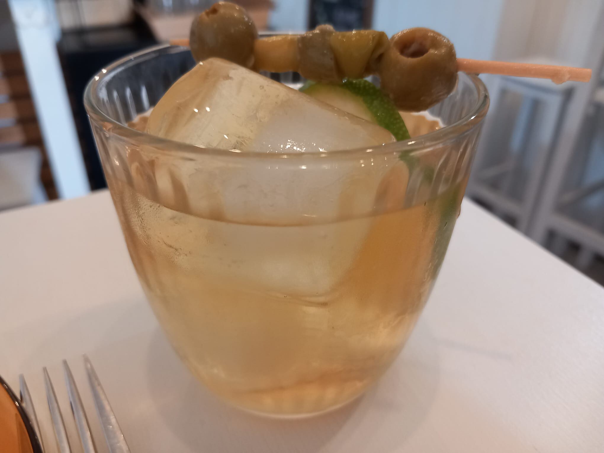 Vermú blanco casero