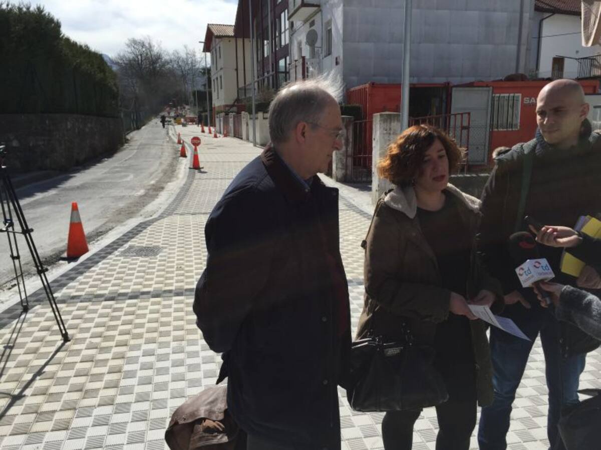 Julián Gayarre, para abril