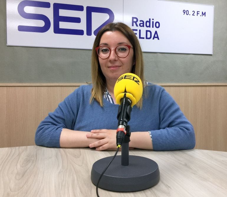 Arantxa Verdú, secretaria del Nueva Elda F. S., ve poco factible continuar en la categoría