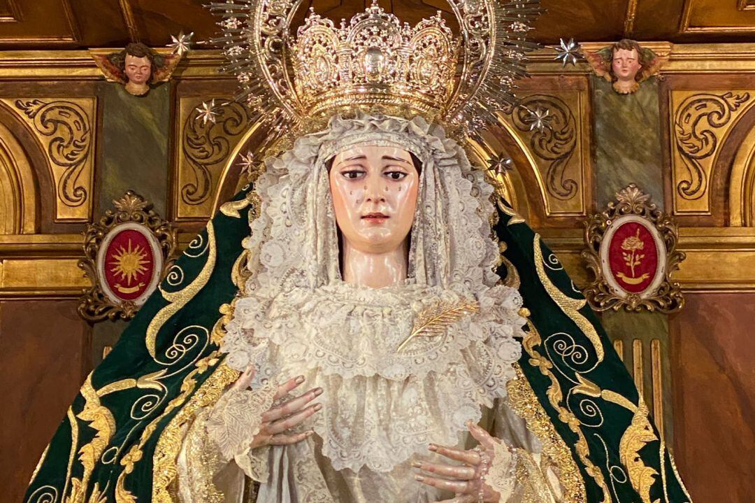 Nuestra Señora de la Palma Coronada es la Doiorosa titular de la Hermandad del Buen Fin