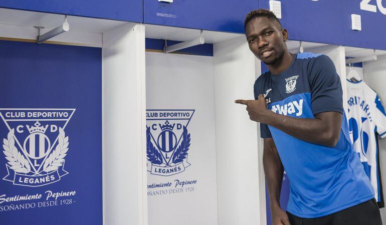 Omeruo lucirá el &#039;24&#039; en su nueva aventura en Leganés.