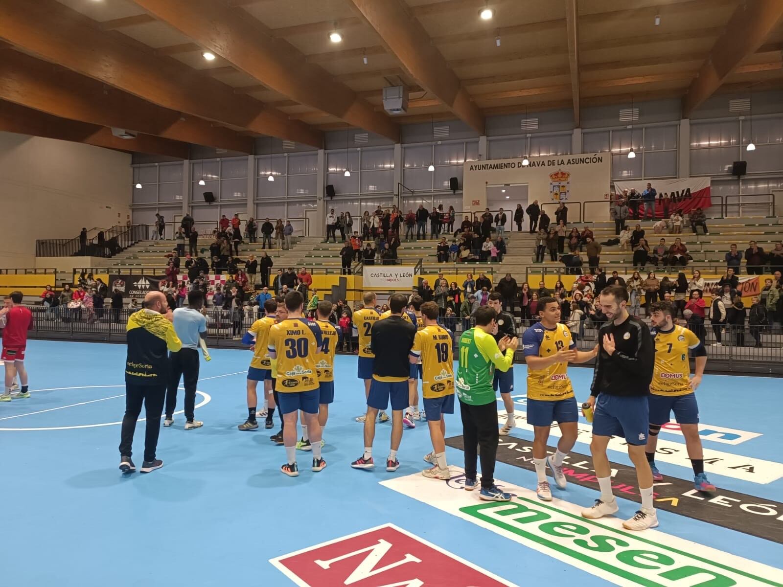 El Balonmano Soria sigue firme, segundo y con 11 victorias seguidas.