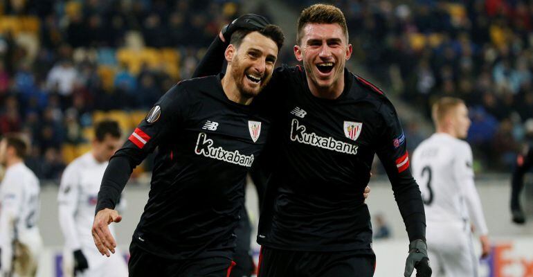 Aduriz celebra el primer gol de Athletic en Ucrania