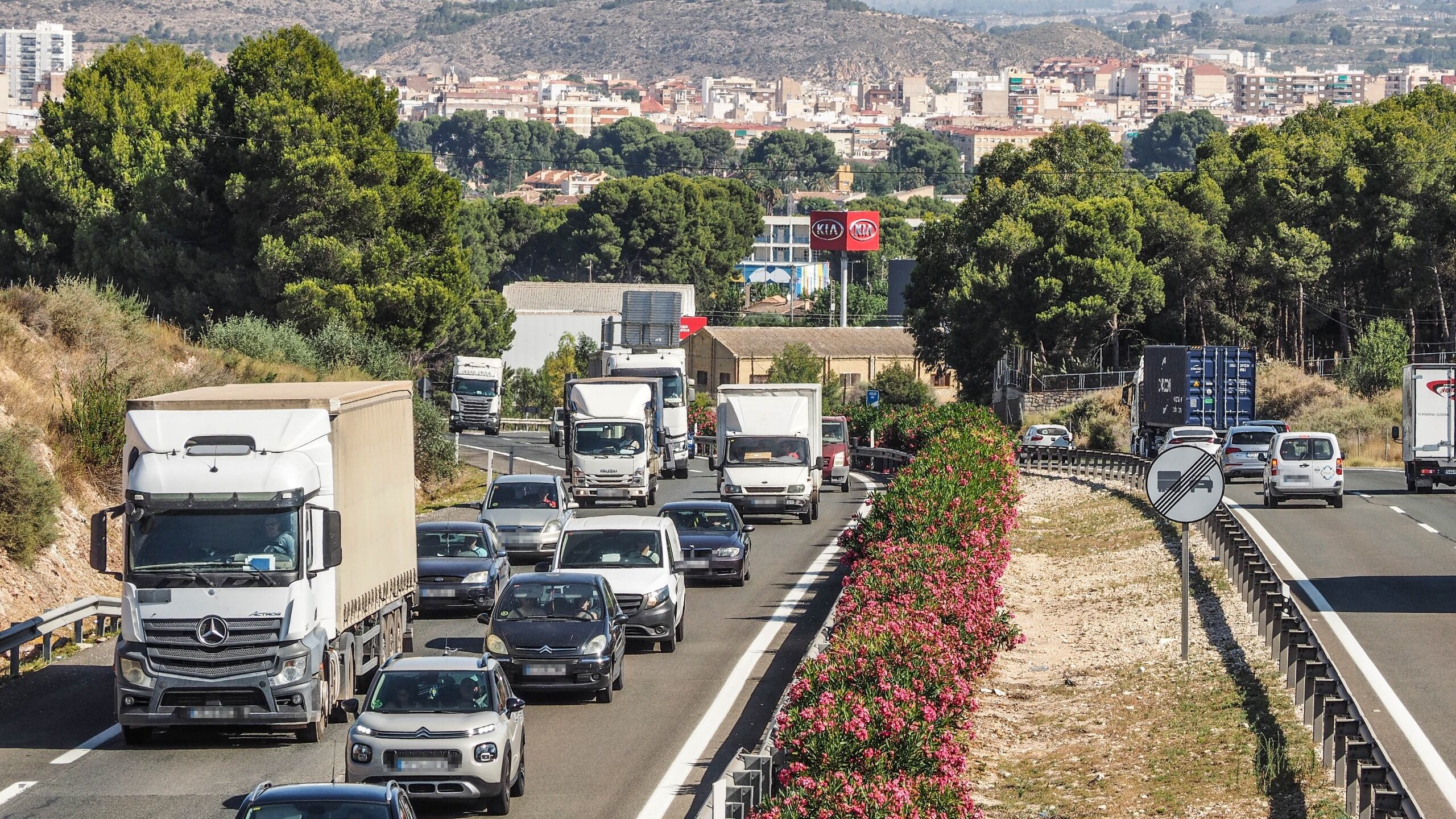 Imagen de archivo de una retención a la salida de Elda