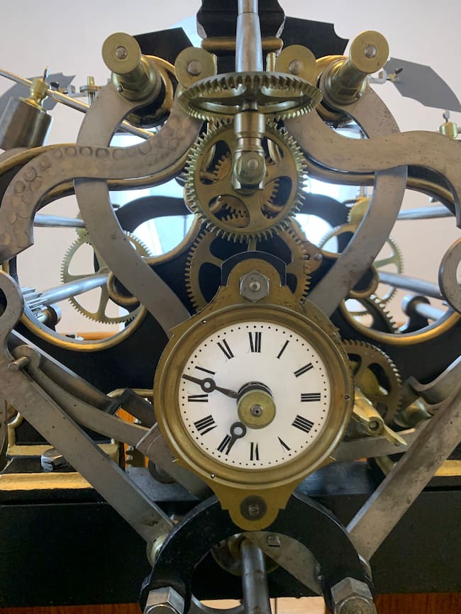 Funcionamiento del reloj de la torre