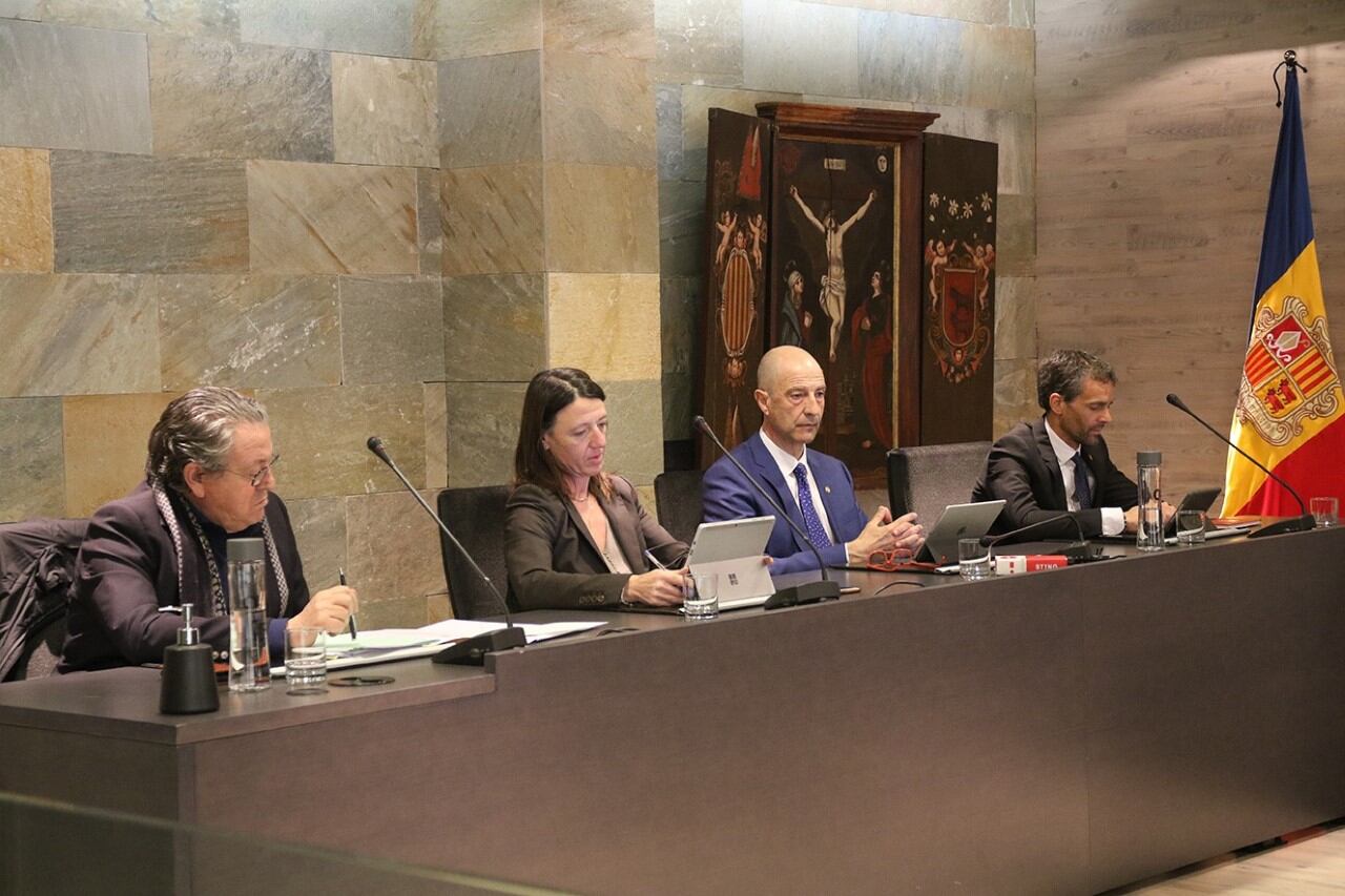 El codi de vestimenta no preveu cap sanció si s'incompleix